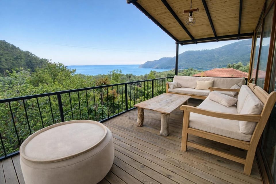 Patio, Day, Natural landscape, View (from property/room), Balcony/Terrace, Seating area, Sea view