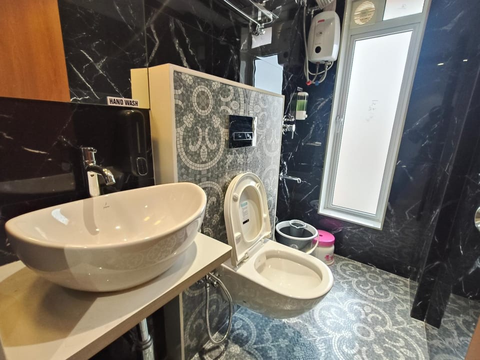 Hotel Manthan Stays - Airoli Hotel in Thane
