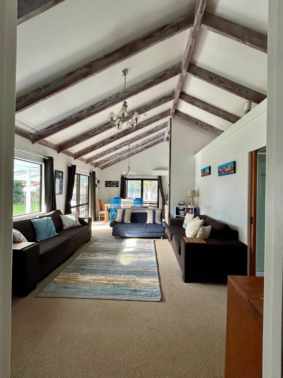 Living room, Photo of the whole room, Seating area
