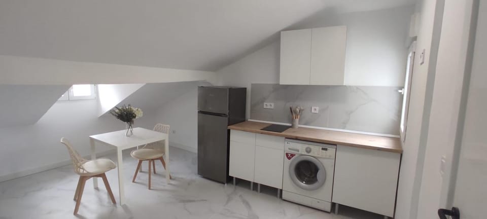Enjoy UEFA in Barakaldo Apartment in Bilbao