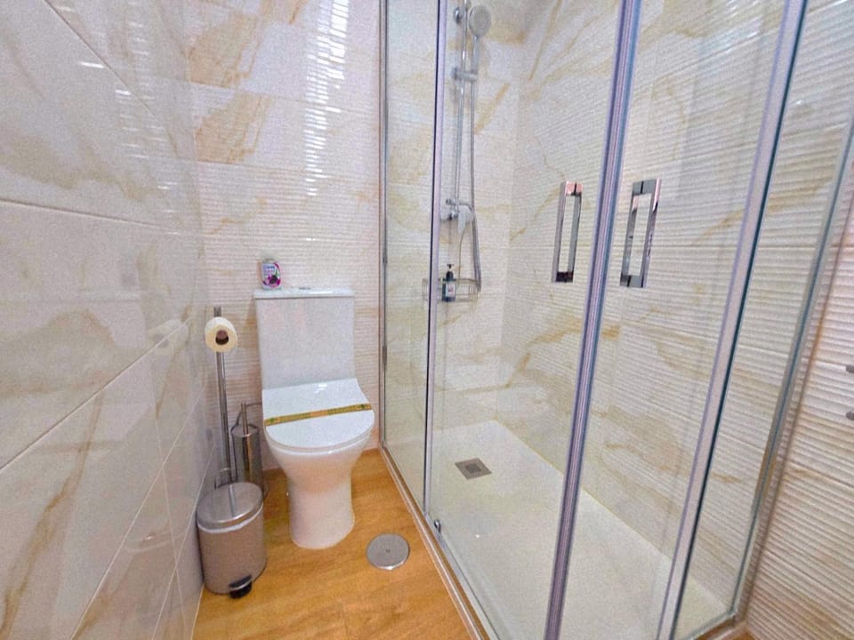 Lidia 1 Apartment, 1st line beach, 1 bedroom 1Bath Apartment in Torremolinos