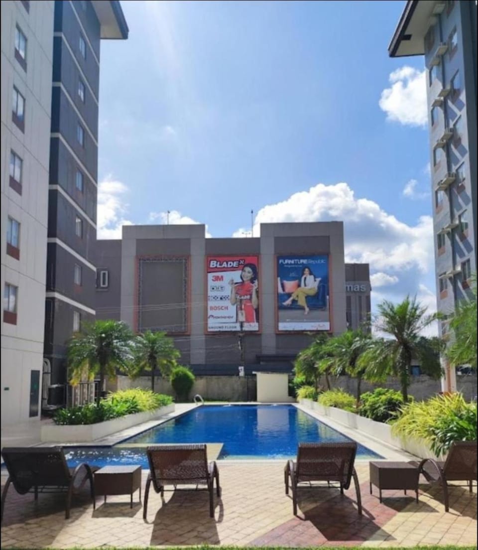 Pink Flamingo 620 Apartment in Bacolod