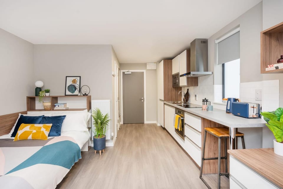 Inspiring Spaces at Zinc Works Apartment in Bristol