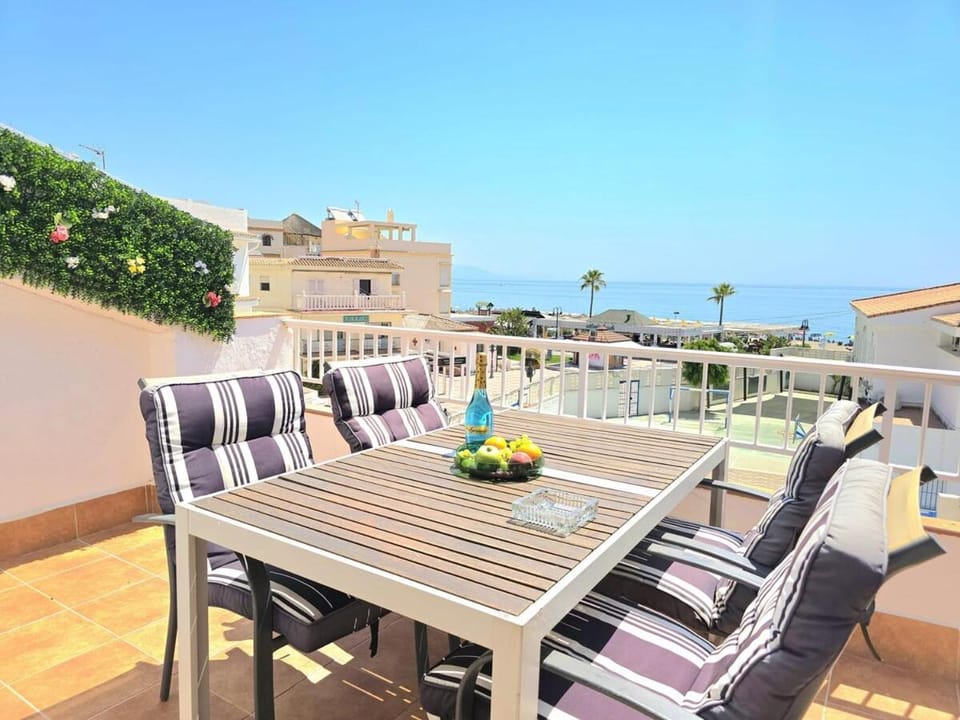 Apartment Lidia 2 front line beach, one bed Apartment in Torremolinos