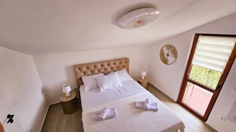Seaside Apartments - Anja Apartment in Kotor Municipality