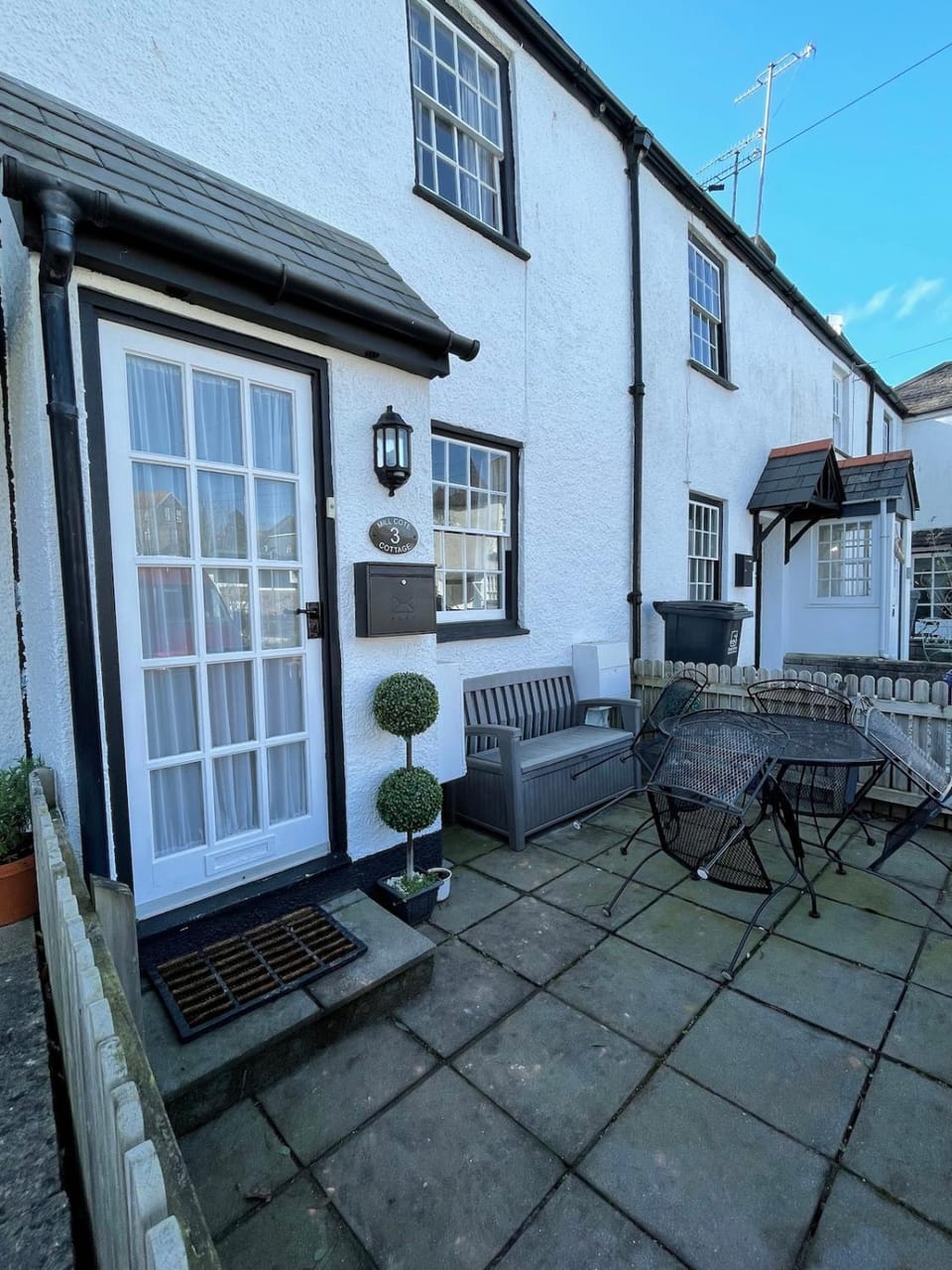No 3 Mill Cote Cottage Apartment in Kingsbridge