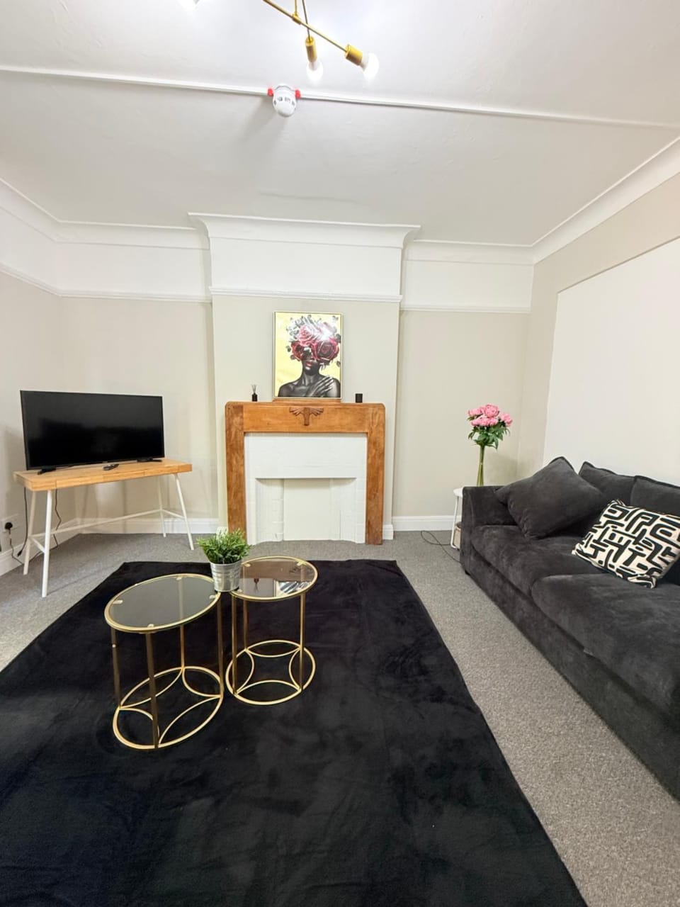 TV and multimedia, Living room, Seating area