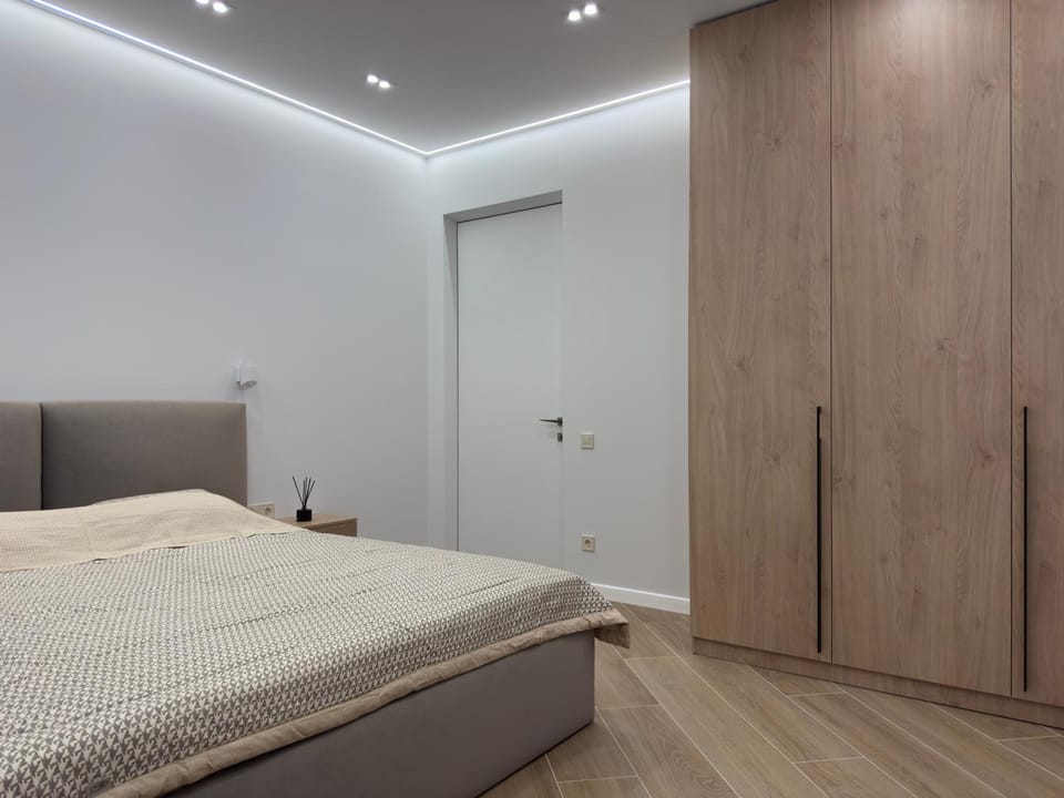 Bed, Photo of the whole room, Bedroom, wardrobe