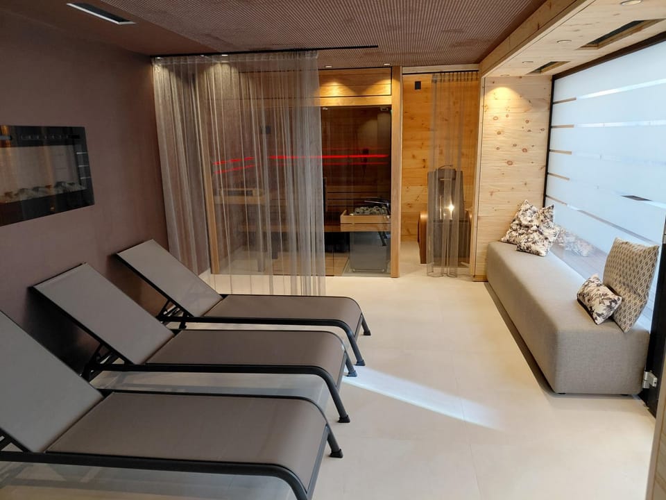 Sauna, Spa and wellness centre/facilities