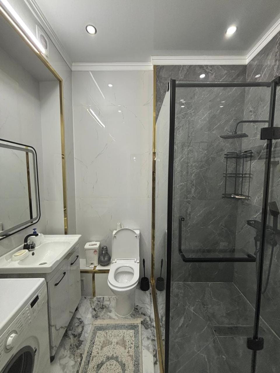Торекулова 95 сейфулина Apartment in Almaty