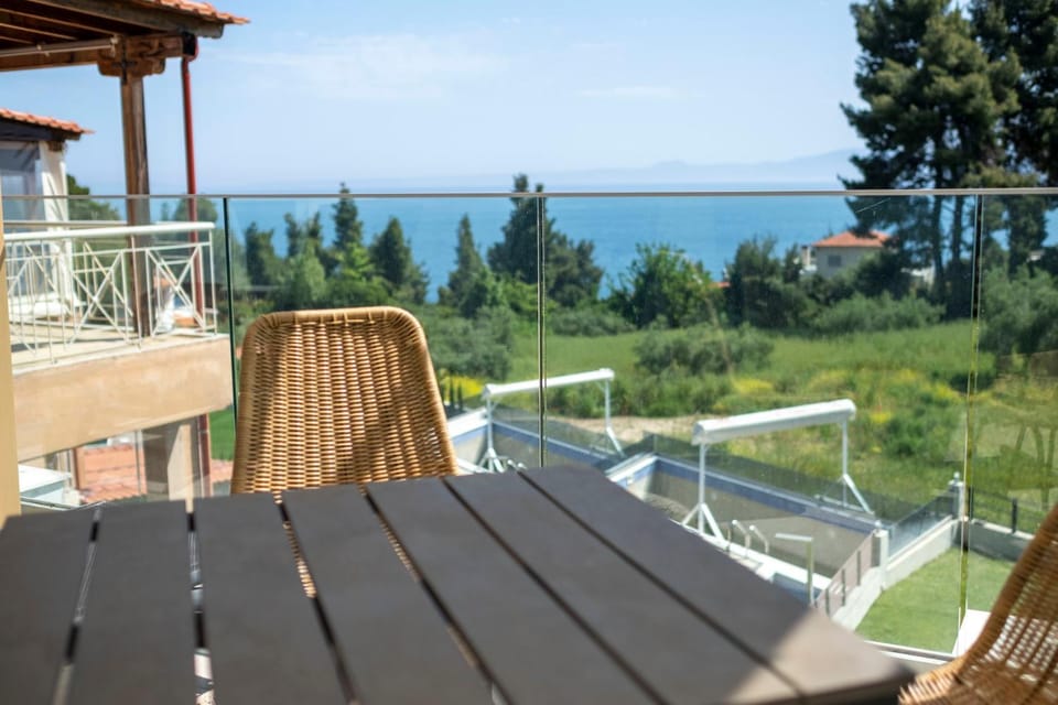 Balcony/Terrace, Dining area