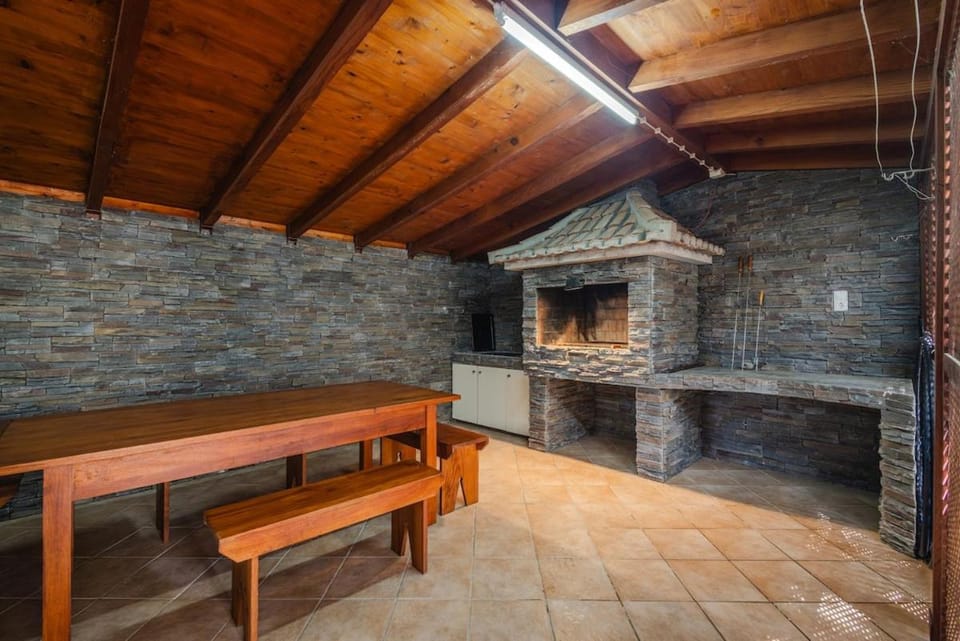Santo Refúgio House in Madeira District