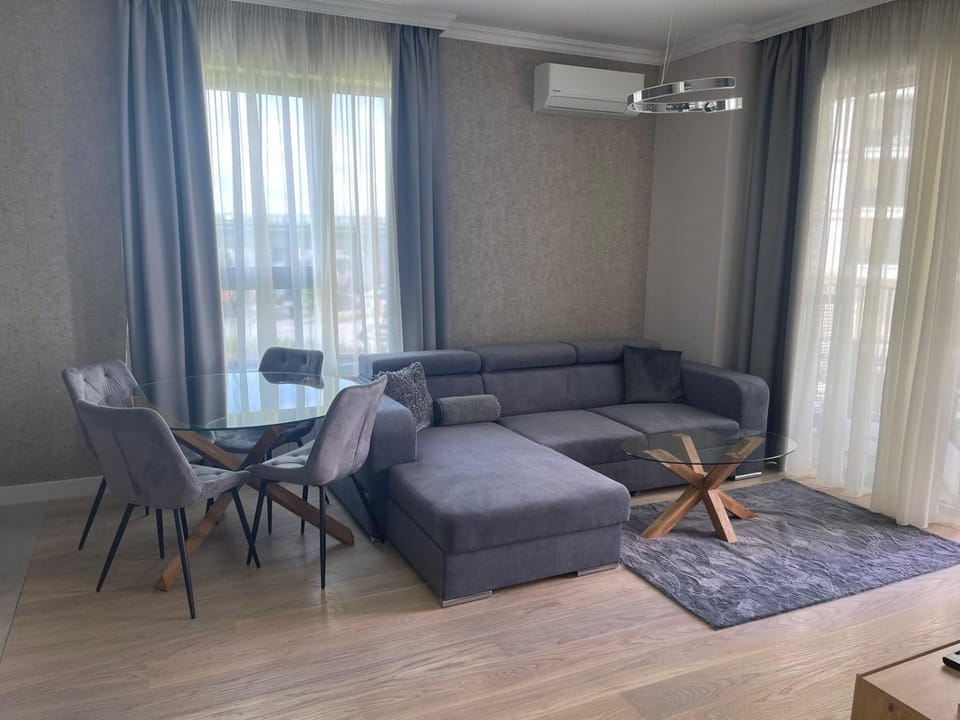 Living room, Photo of the whole room, Seating area, Dining area, air conditioner