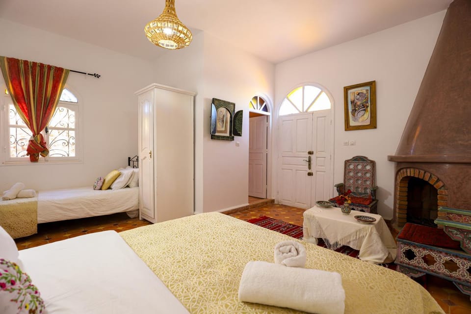 Bed, Photo of the whole room, Bedroom, towels, wardrobe