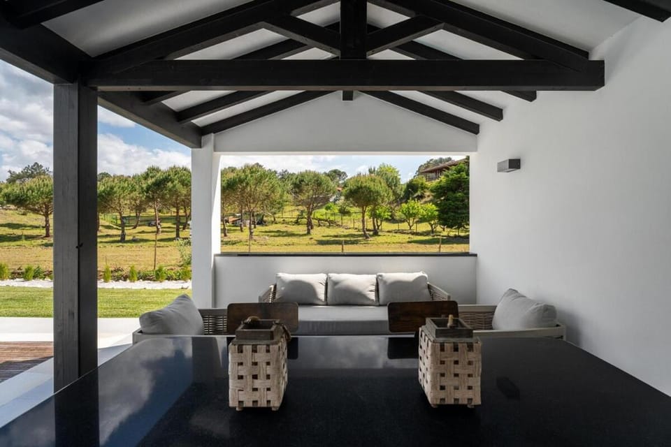 Garden, View (from property/room), Seating area