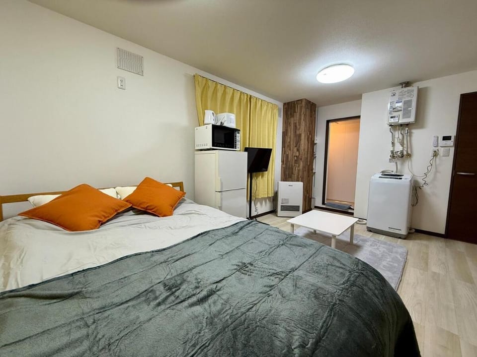 札幌中島公園徒歩圏内の宿泊施設室内はとてもおしゃれで綺麗な室内空間 Apartment in Sapporo