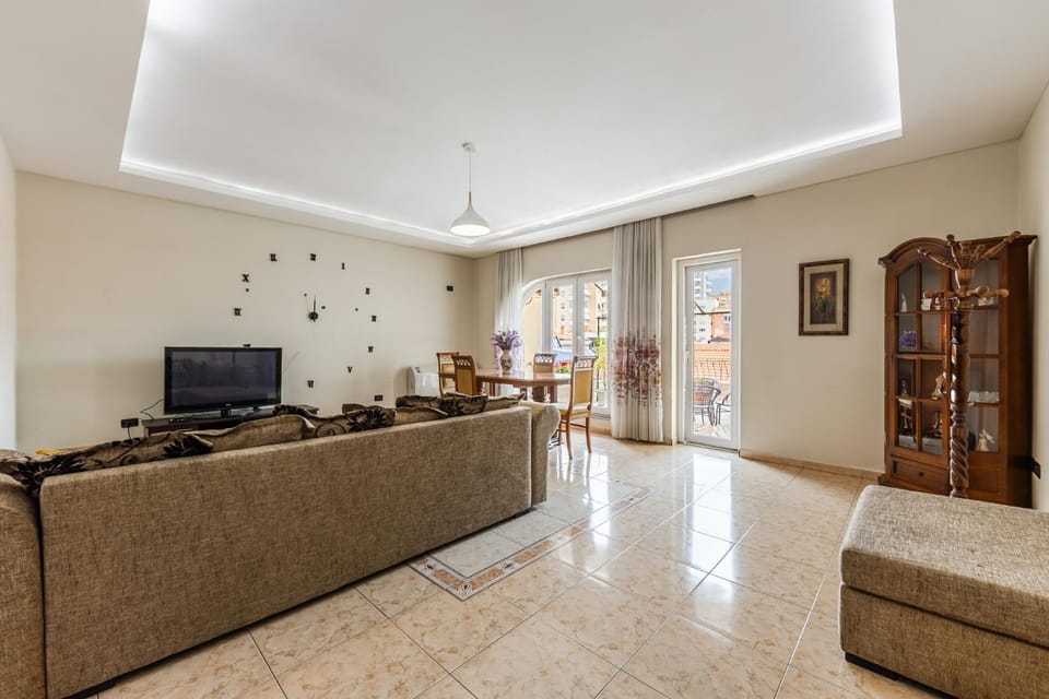 New Bazaar Panorama by PikHost Apartment in Tirana