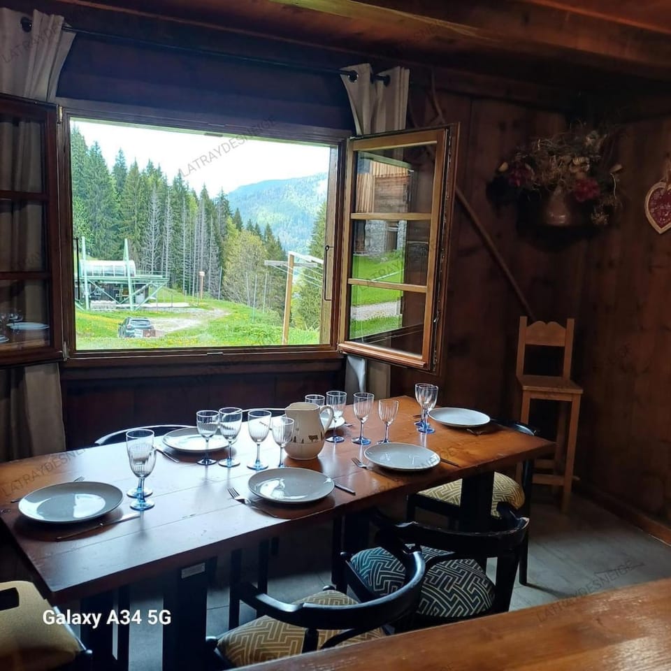 Natural landscape, Dining area