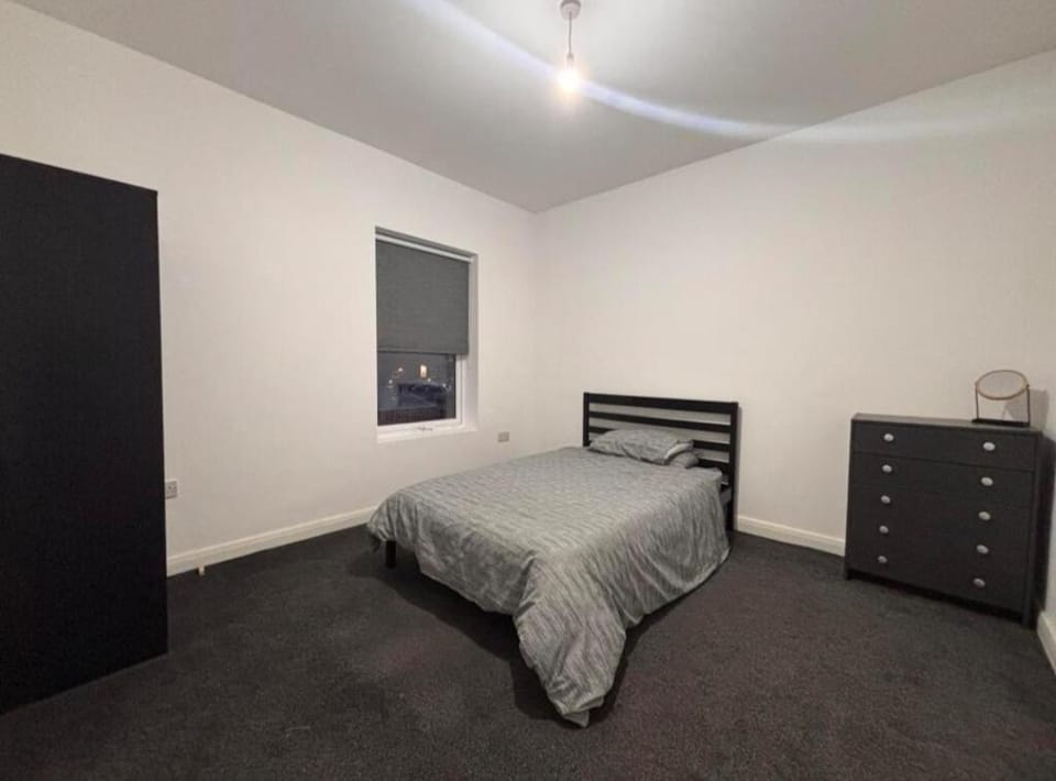 Near Manor Hospital Free Wifi Bed and Breakfast in Walsall