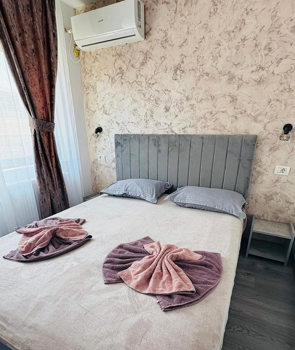 Ceronaw House Bed and Breakfast in Constanta