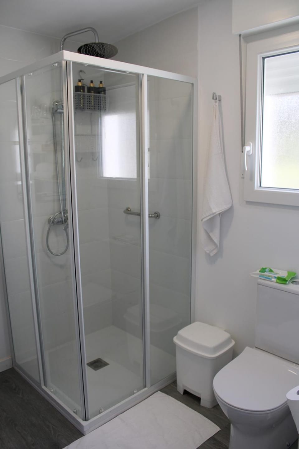 Shower, Toilet, Bathroom