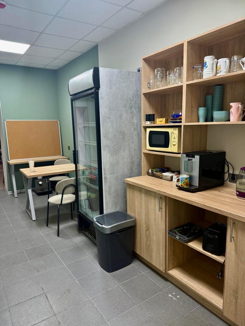 Communal lounge/ TV room, Kitchen or kitchenette