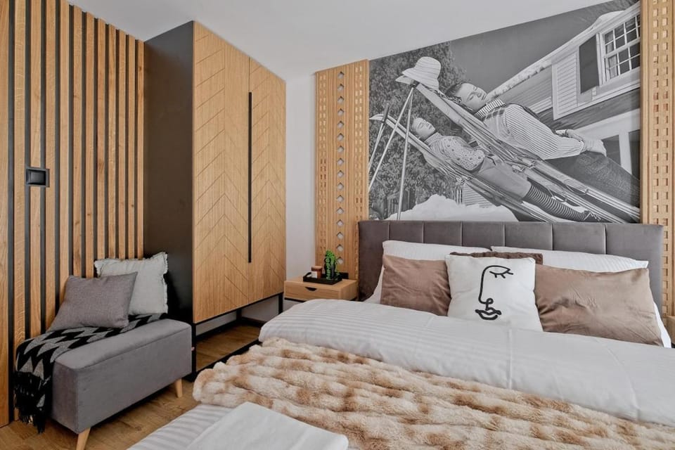 Bed, Photo of the whole room, Bedroom, wardrobe