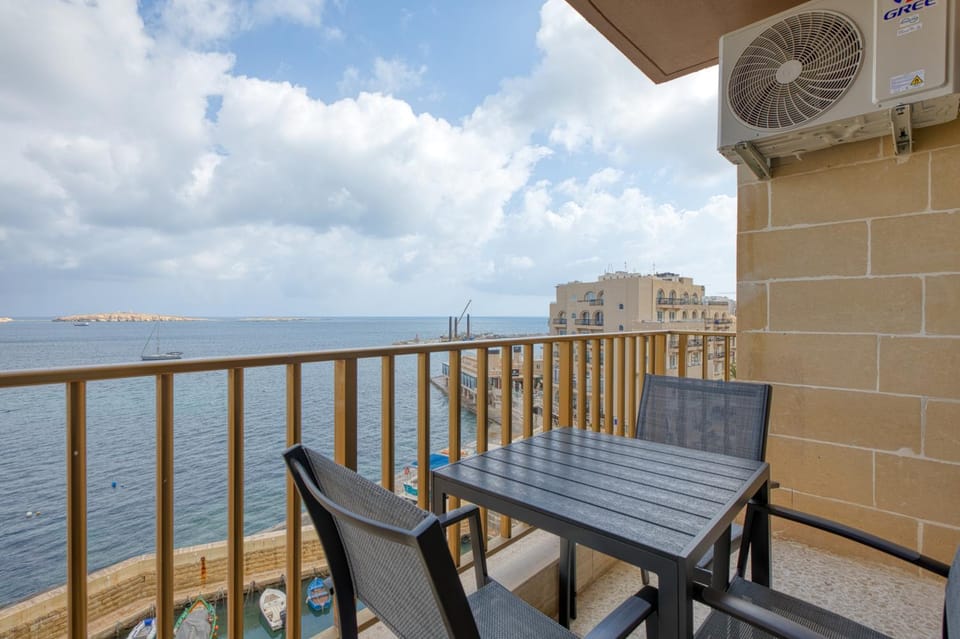 Balcony/Terrace, Seating area, Sea view