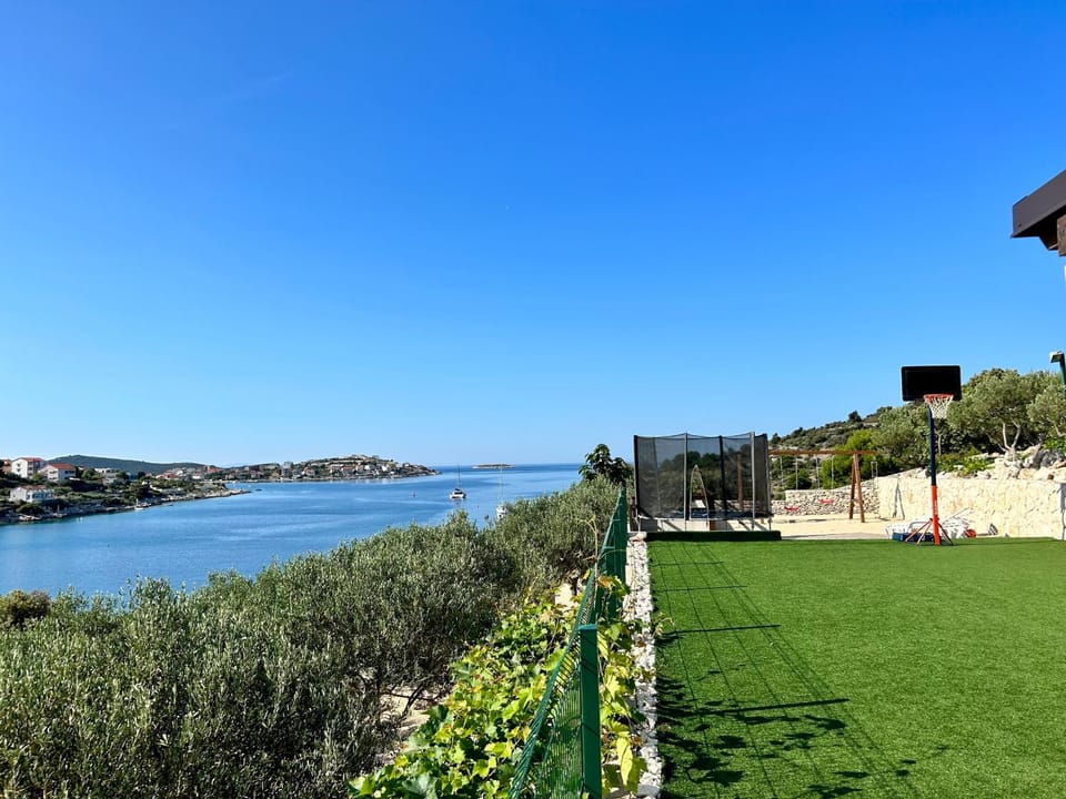 Villa Hera Sevid Villa in Šibenik-Knin County, Croatia