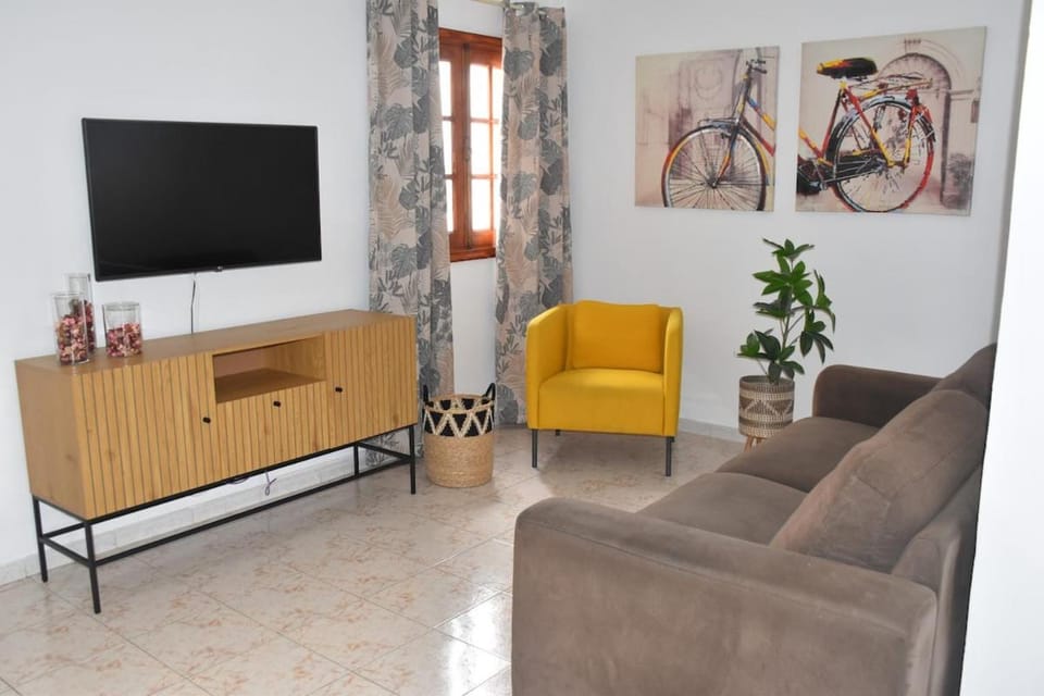 Nicolosa Apartment Apartment in Canary Islands