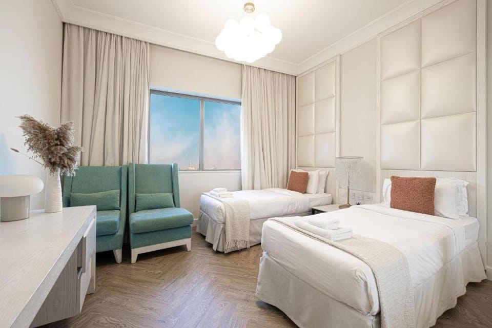 Damac Maison Mall Street! 2 Bedroom, 1-minute to Dubai Mall! Apartment in Dubai