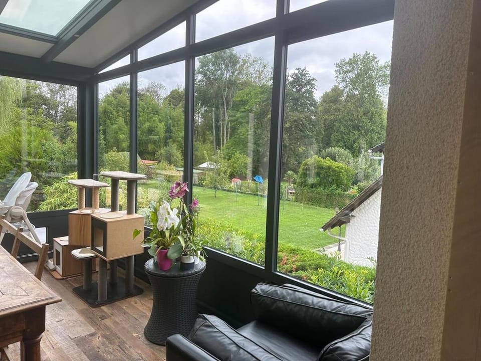 Garden, View (from property/room), Living room, Garden view