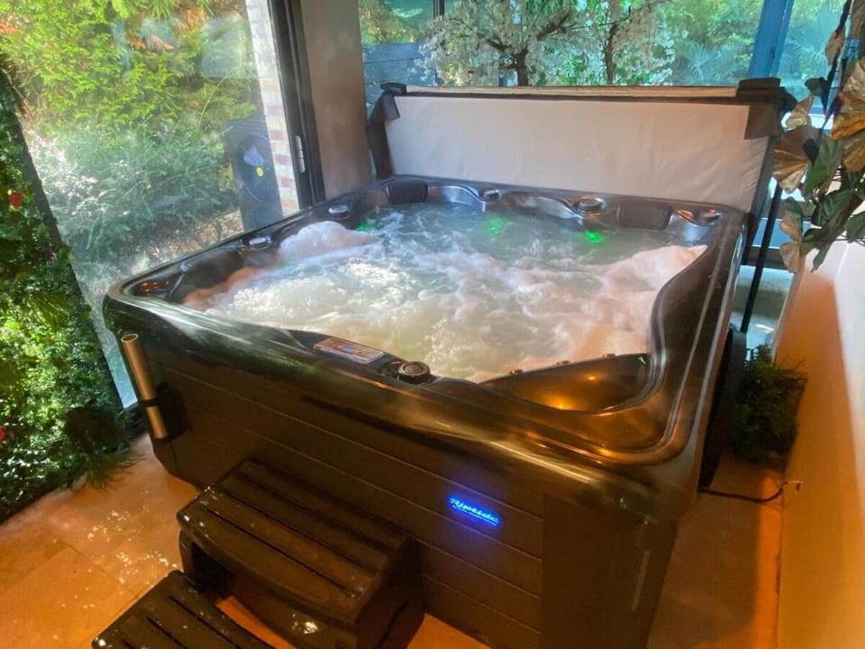 Natural landscape, Hot Tub, Hot Tub