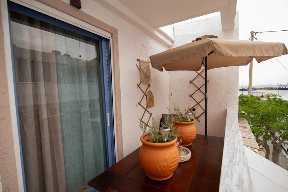 View (from property/room), Balcony/Terrace