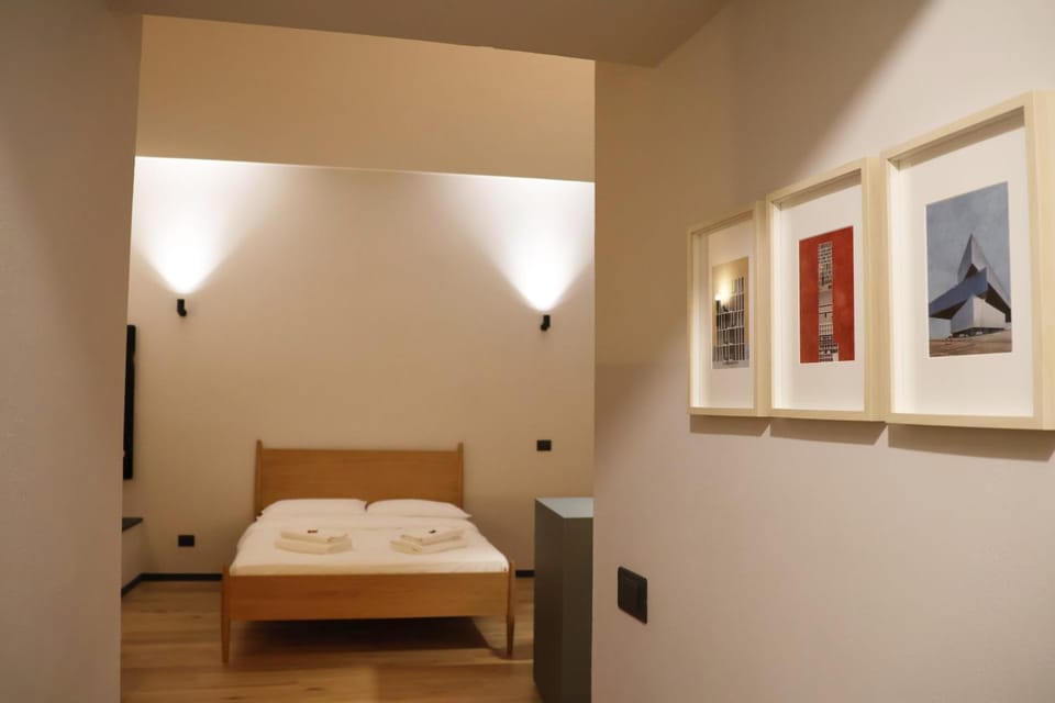 Bed, Photo of the whole room