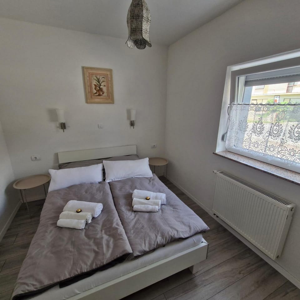 Vila Natasa Apartment 2 near Plitvice Apartment in Lika-Senj County