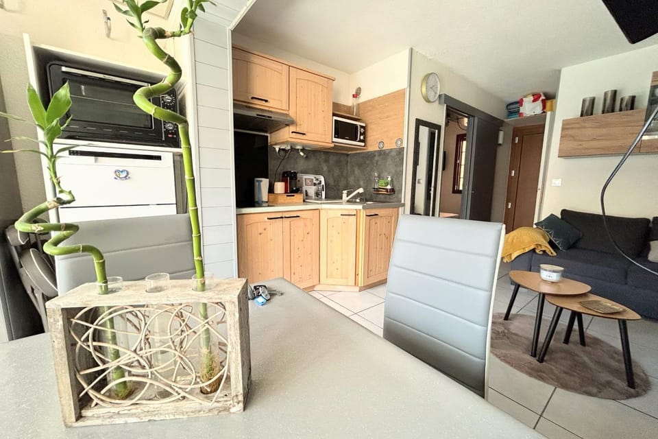 EUREKA 109 - Appartement RDC -Piscine Jardin - Plages à pied Apartment in Agde