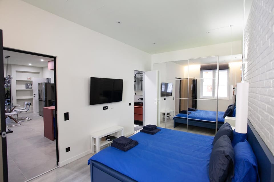 Bed, Kitchen or kitchenette, Bedroom