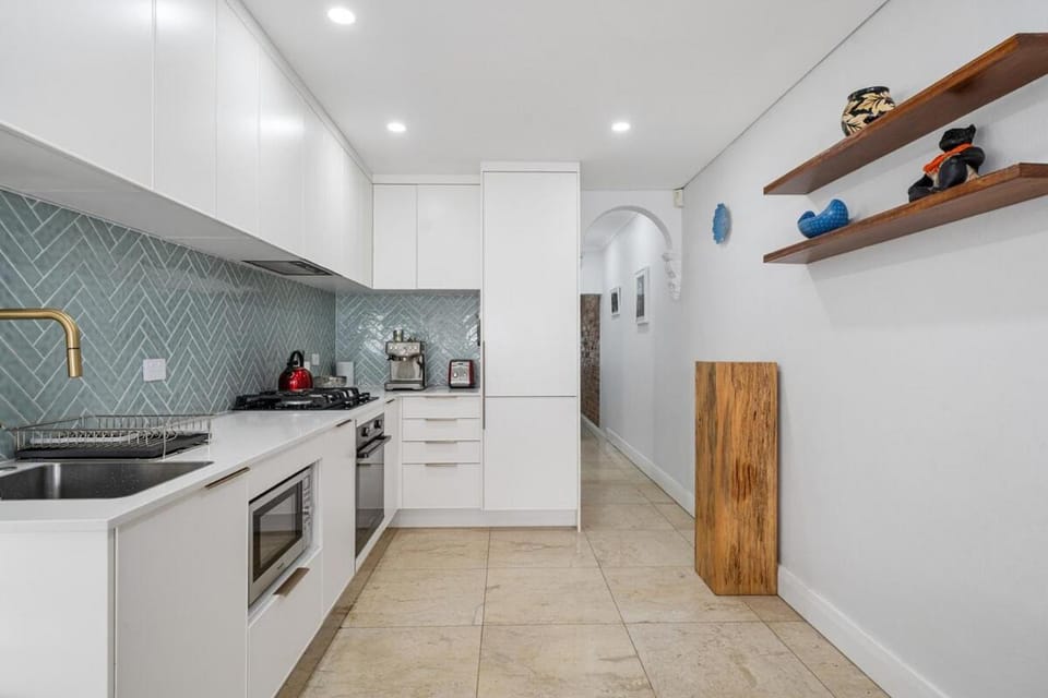 Gallery on Kent - Prime Location House in Sydney
