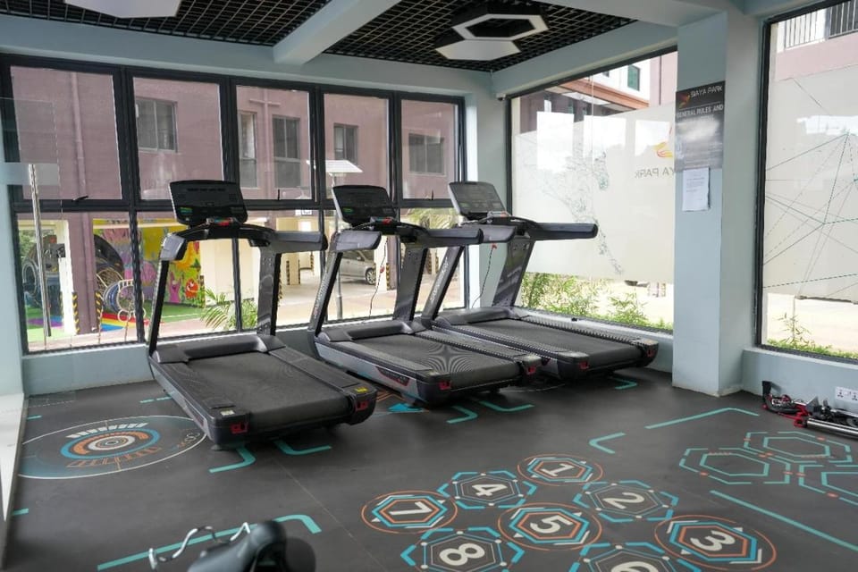 elegantly and beautifully furnished two bedroom apartment with well equipped gym heated swimming pool children playing ground and amazing scenic views Apartment in Nairobi