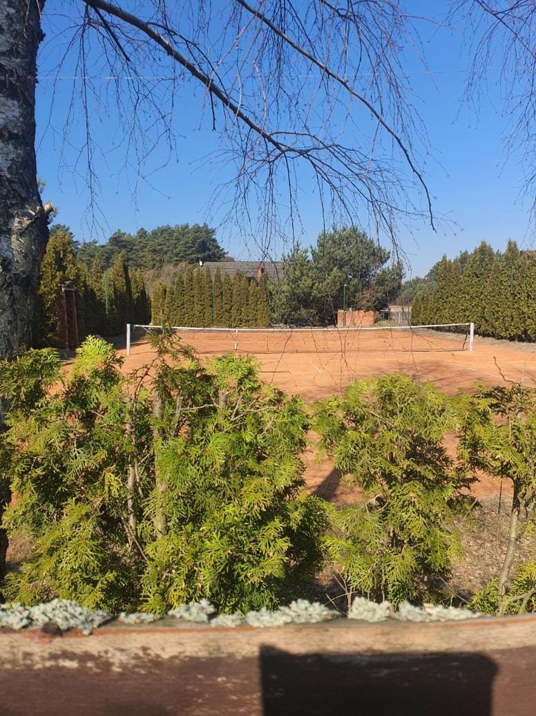Natural landscape, Tennis court