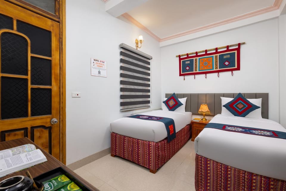Patio, Bed, Balcony/Terrace, Photo of the whole room, Bedroom