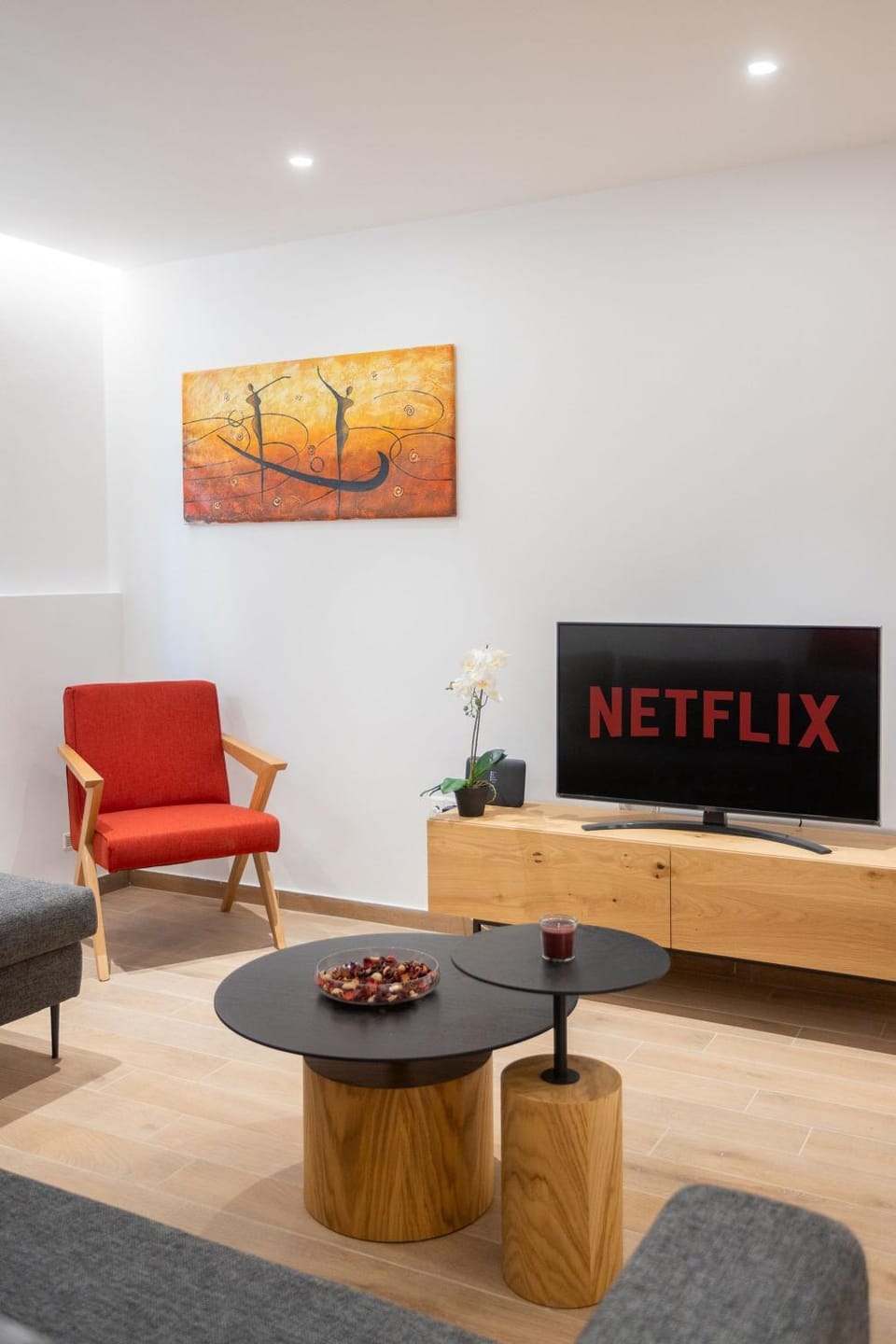 TV and multimedia, Seating area