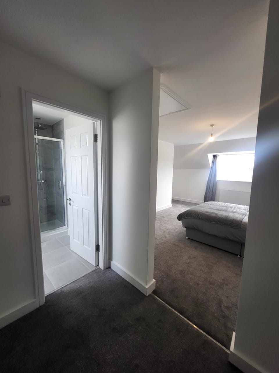 Modern 3-Bed House in Rotherham, WiFi, Garden & Free Parking House in Rotherham