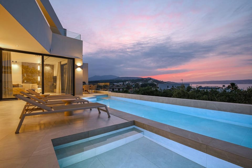 View (from property/room), Pool view, Sunset