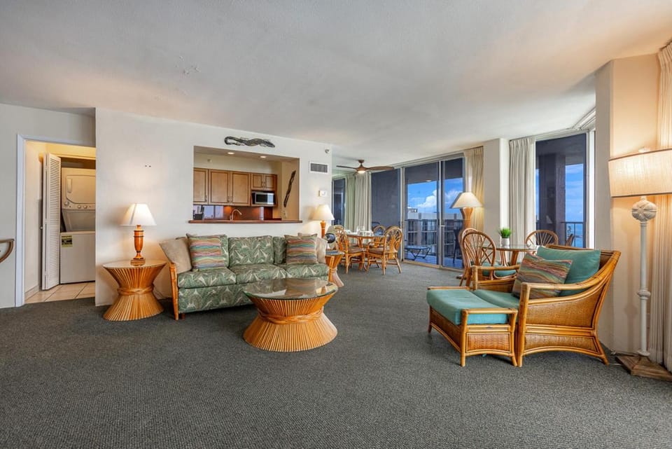 Royal Kahana 1211 by Coldwell Banker Island Vacations Apartment in Napili-Honokowai
