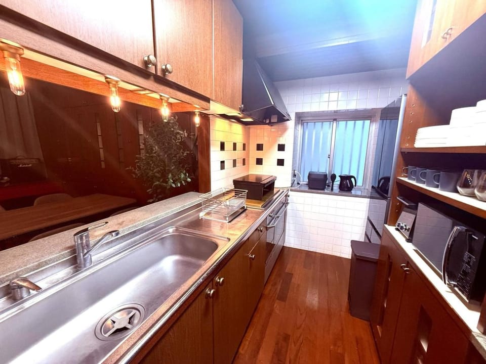 Kitchen or kitchenette, Communal kitchen, minibar, kitchen, kitchen
