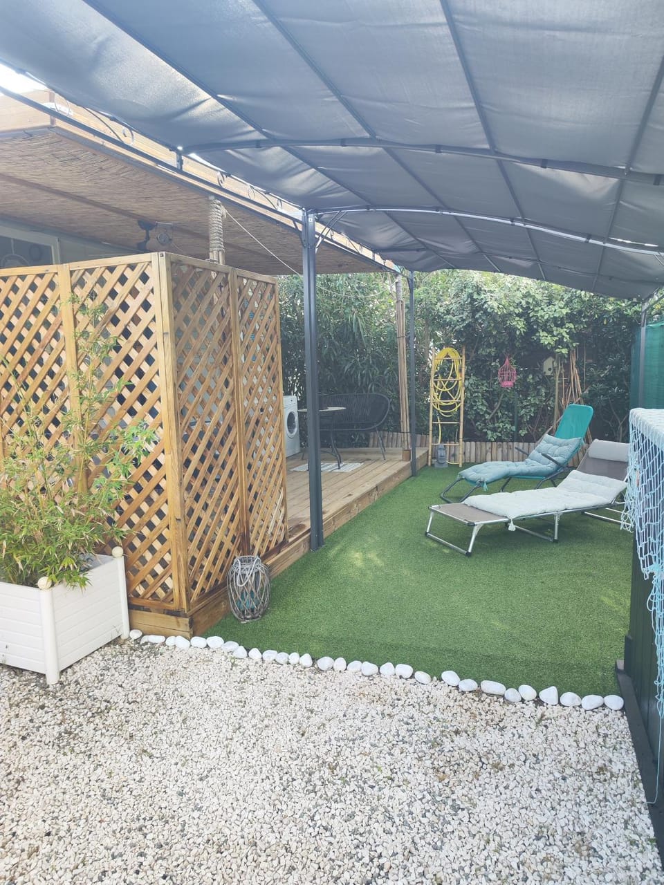 Balcony/Terrace, Garden view