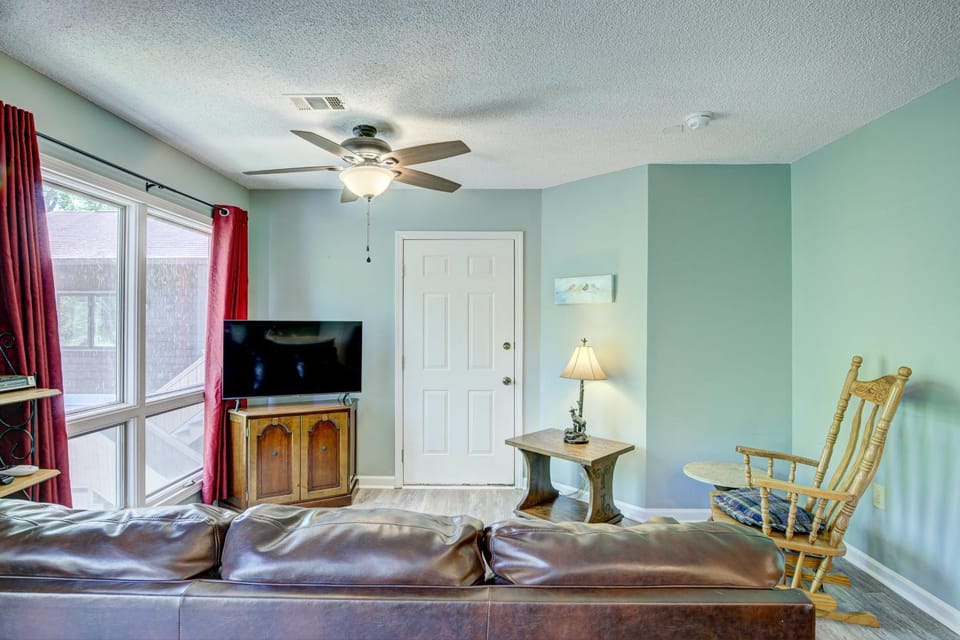 Rivers Edge #502 Apartment in Helen