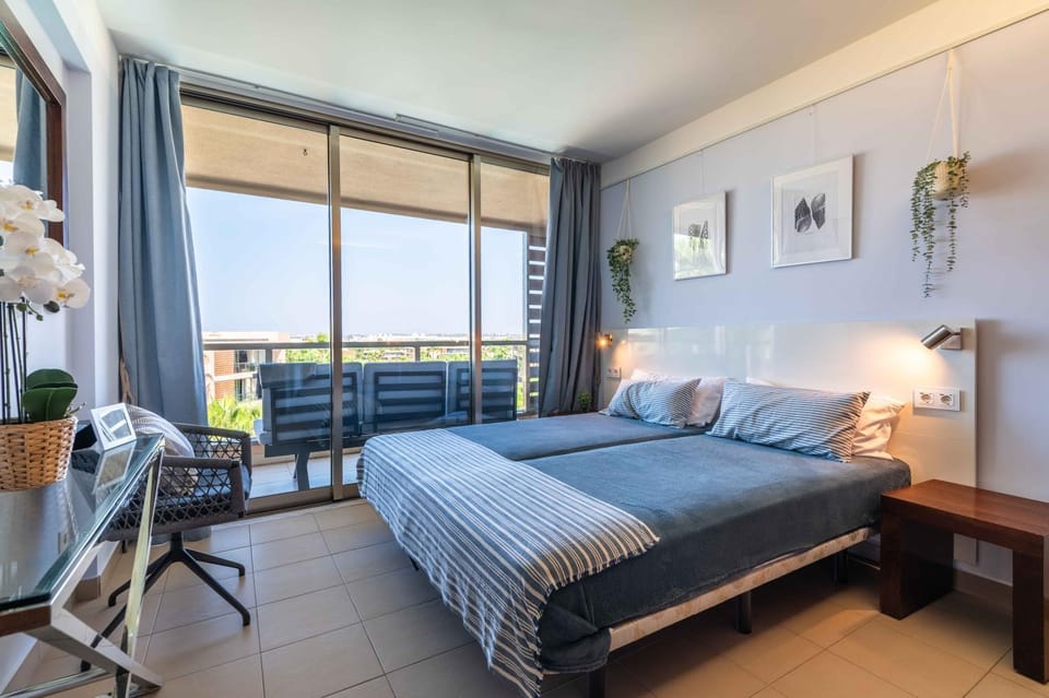 Luxury apartment, beach and swimming pool Apartment in Guia
